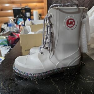 Michael Kors Boots New